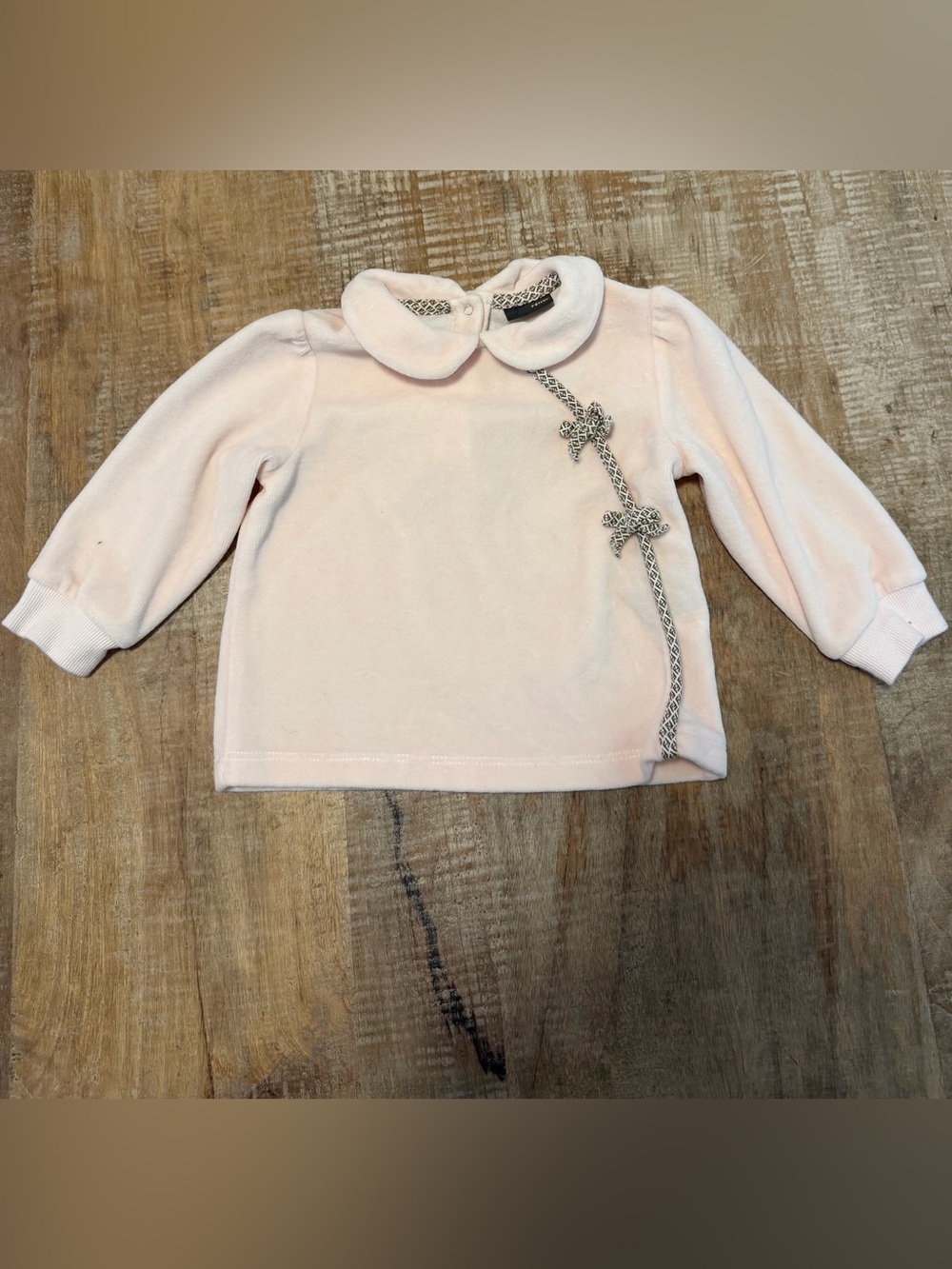 Fendi Pale Pink Girls' Plush Top with Bow Details. Size 12M EUC